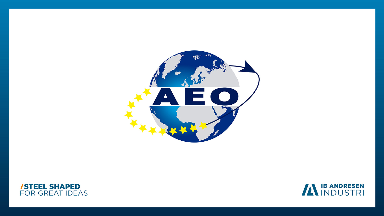 Tre medarbejdere står foran skærm i en robotsvejsecelle.