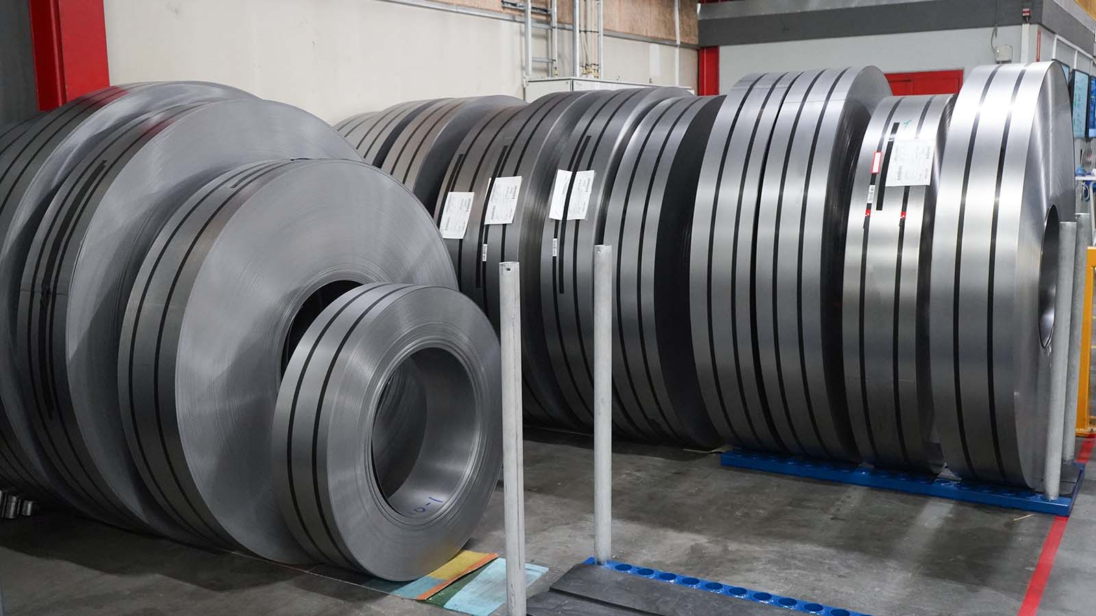 Stålservicecenter / Klippning och spaltning av coils